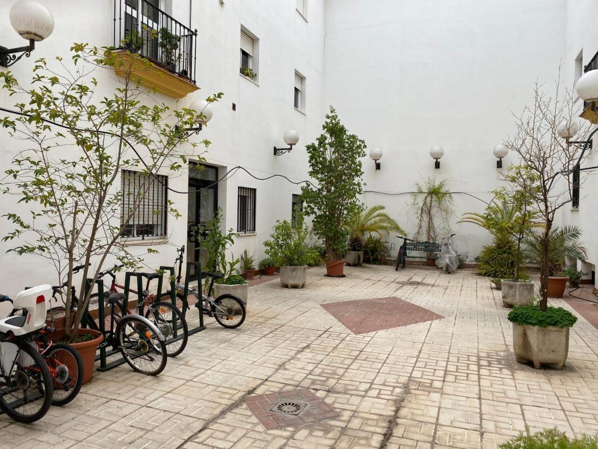 Hispalis Santa Angela Sevilla Exterior foto