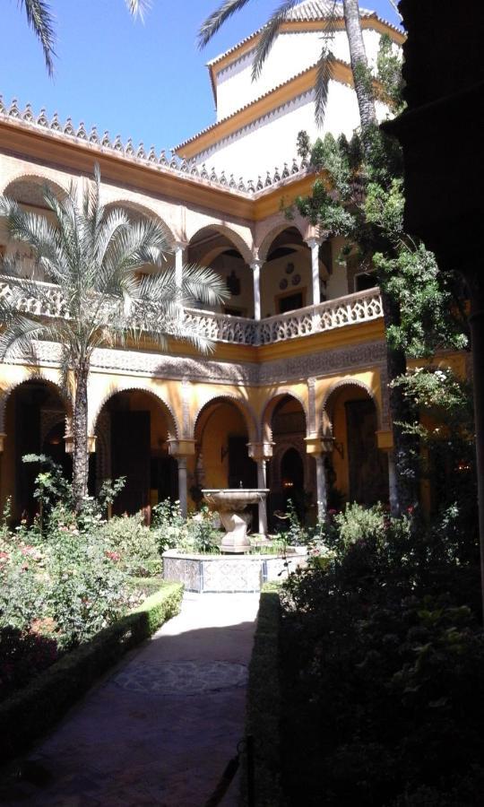 Hispalis Santa Angela Sevilla Exterior foto
