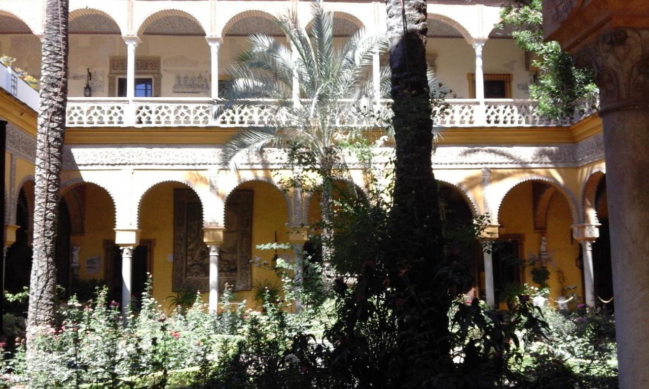 Hispalis Santa Angela Sevilla Exterior foto