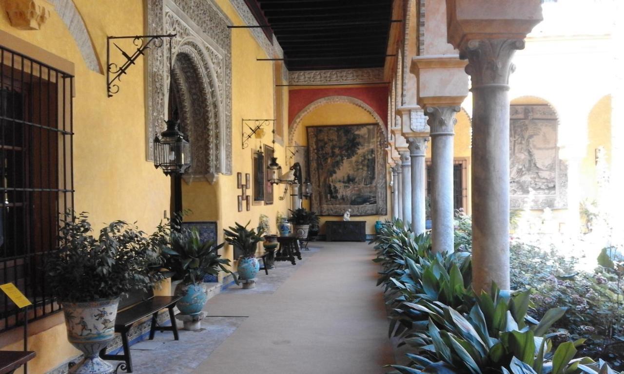 Hispalis Santa Angela Sevilla Exterior foto